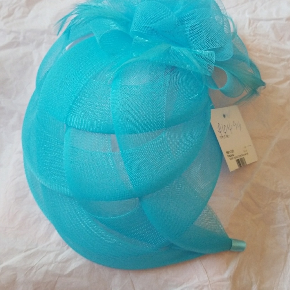 Lilac & Turquoise fascinators - Picture 3 of 5